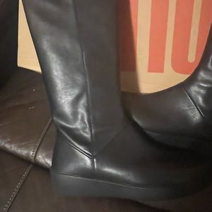 Women’s FitFlop boots, never worn—in original shoebox!